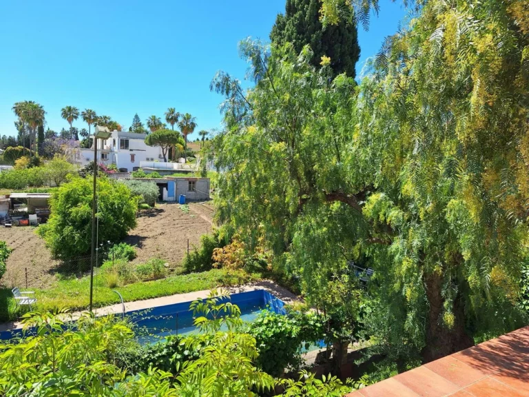 R5354524 | Finca – Cortijo in Estepona – 3 beds, 1 baths