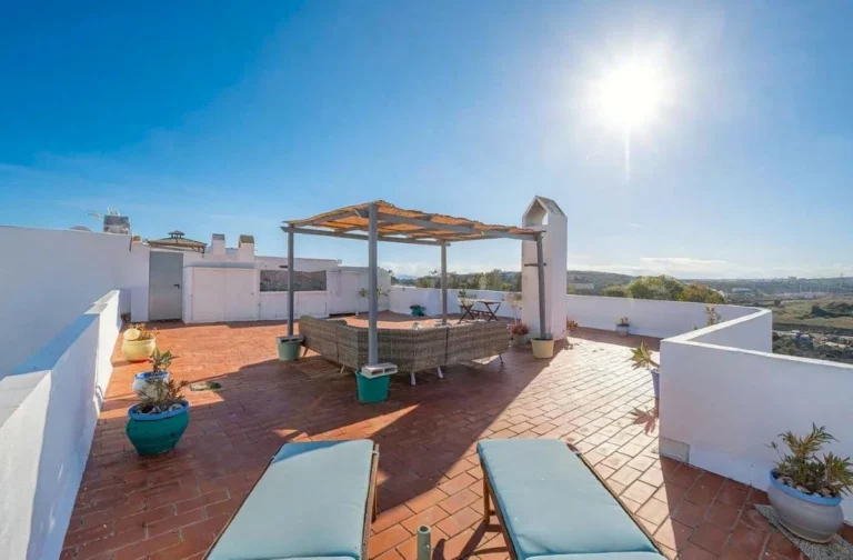 R5430496 | Penthouse Duplex in Estepona – 2 beds, 2 baths