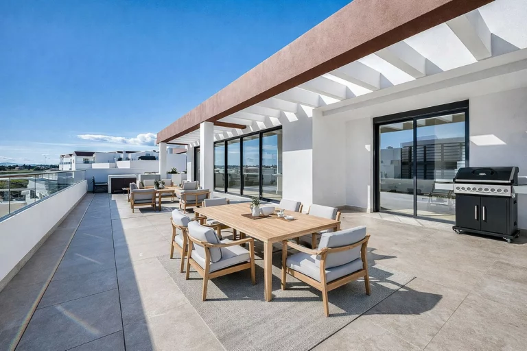 R5237698 | Penthouse in Cancelada – 3 beds, 3 baths