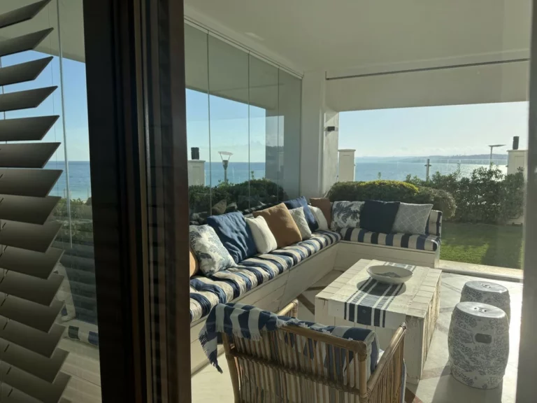 R5225392 | Ground Floor Apartment in Estepona – 3 beds, 3 baths