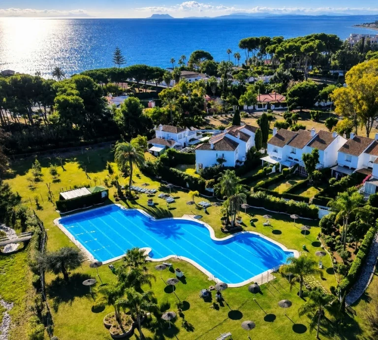 R4433368 | Detached Villa in Benamara – 3 beds, 3 baths