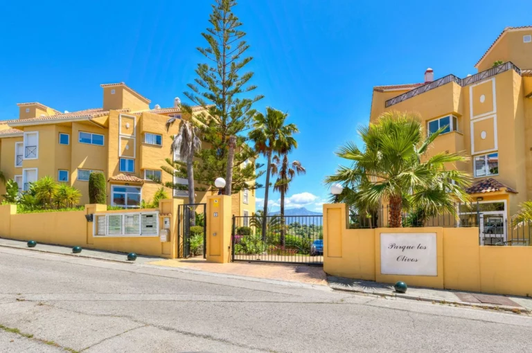 R5040802 | Ground Floor Apartment in Bel Air – 2 beds, 2 baths