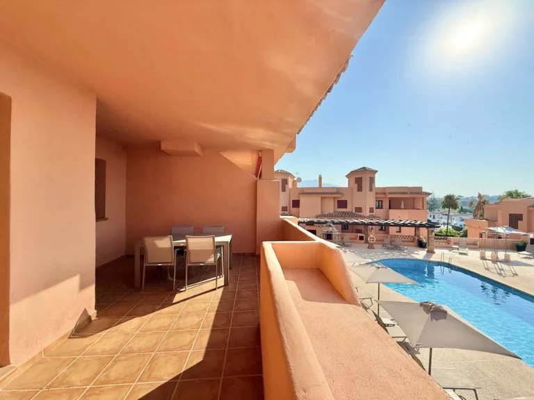 R5431213 | Ground Floor Apartment in El Paraiso – 1 beds, 1 baths