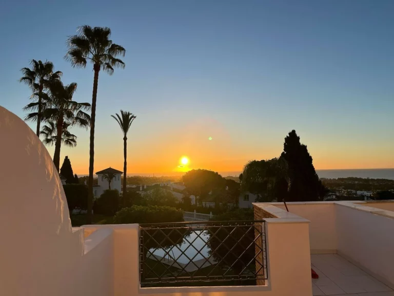 R5444932 | Duplex in El Paraiso – 2 beds, 2 baths