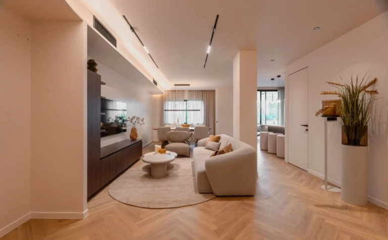 R5432998 | Ground Floor Apartment in Costalita – 3 beds, 3 baths