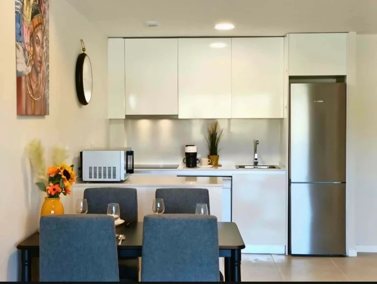 R5374786 | Ground Floor Apartment in Estepona – 2 beds, 2 baths