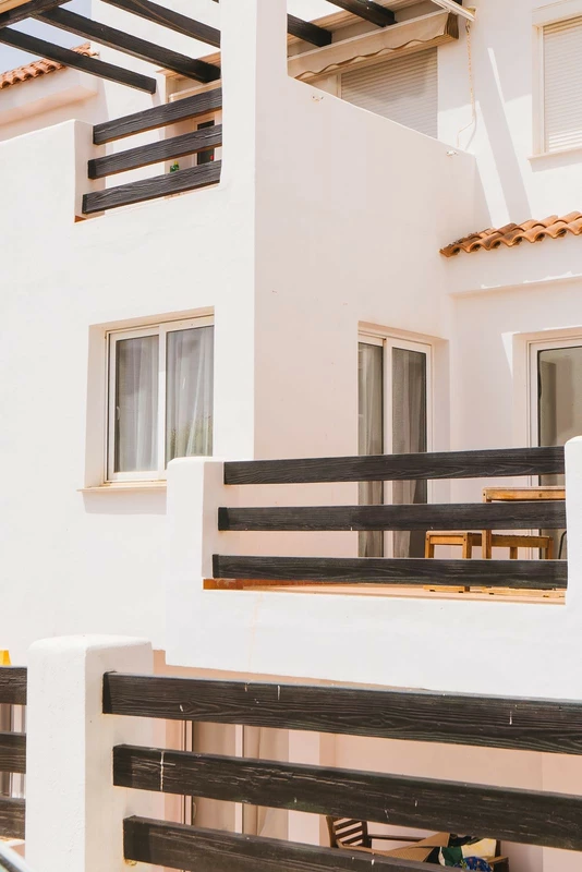 R5450416 | Middle Floor Apartment in Estepona – 2 beds, 2 baths