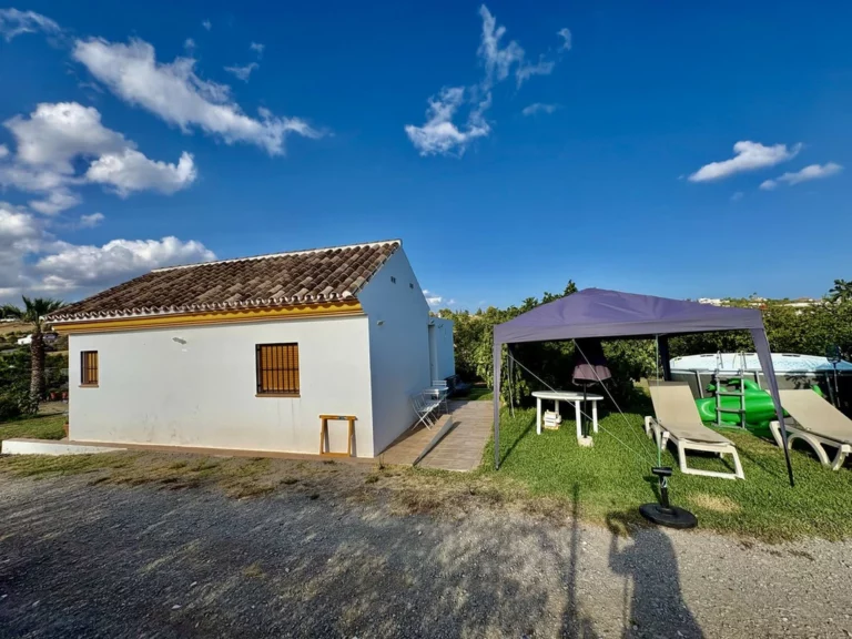 R5459719 | Finca – Cortijo in El Padron – 1 beds, 1 baths