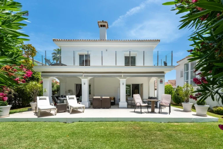 R5468371 | Detached Villa in Atalaya – 3 beds, 2.5 baths