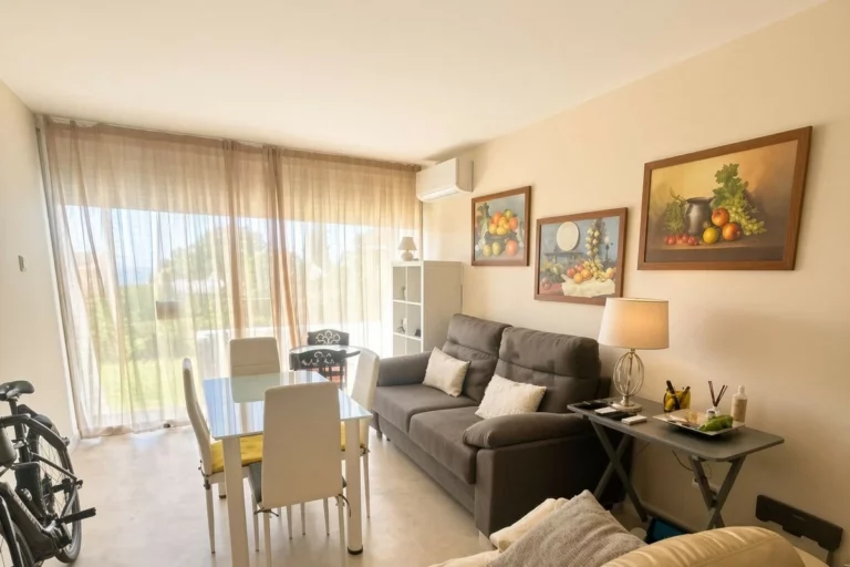 R5457394 | Ground Floor Apartment in Estepona – 1 beds, 1 baths