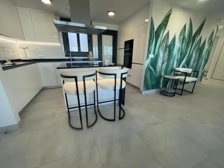 R5408482 | Middle Floor Apartment in Atalaya – 3 beds, 2 baths