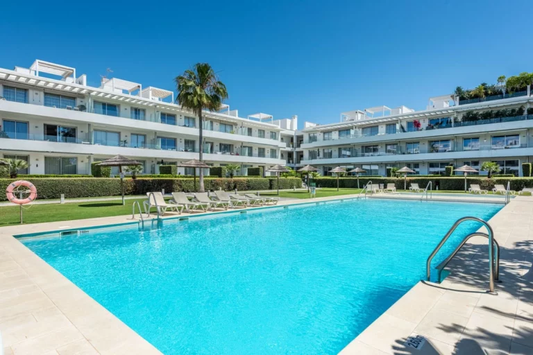 R5371747 | Ground Floor Apartment in Bel Air – 3 beds, 2 baths