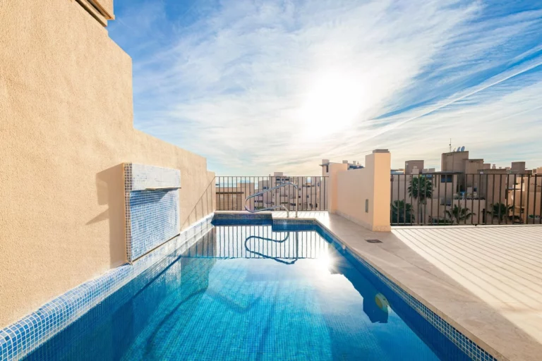 R5368936 | Penthouse Duplex in Estepona – 4 beds, 3 baths