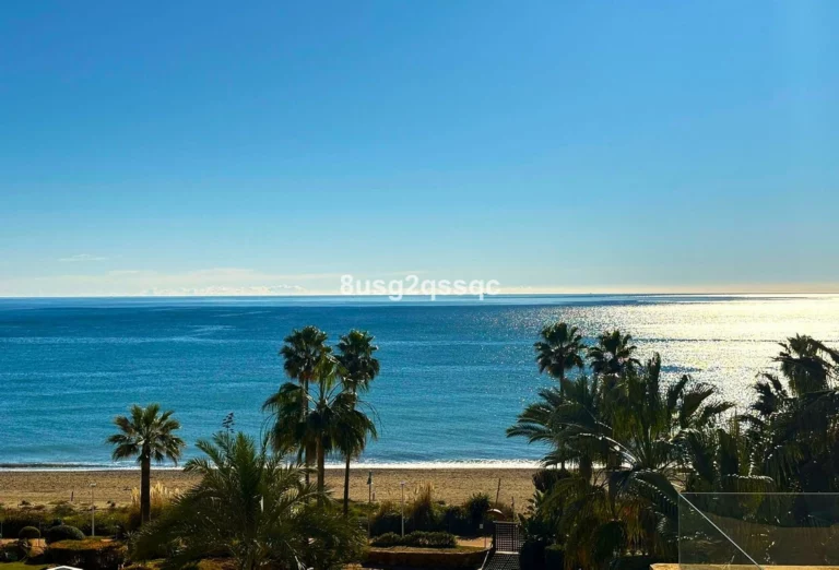 R5410183 | Penthouse in Costalita – 3 beds, 3 baths