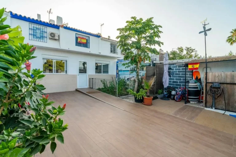 R5461549 | Townhouse in Atalaya – 2 beds, 2 baths