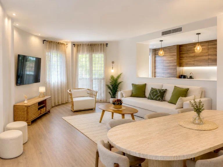 R5265787 | Ground Floor Apartment in Estepona – 3 beds, 2 baths