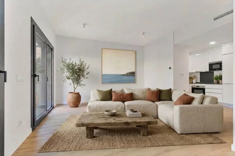 R5437429 | Ground Floor Apartment in Estepona – 2 beds, 2 baths