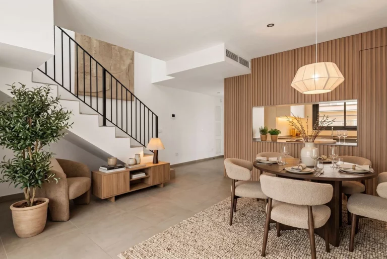 R5484334 | Townhouse in Cancelada – 3 beds, 2.5 baths