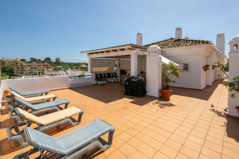 R5480554 | Penthouse Duplex in Selwo – 3 beds, 3 baths