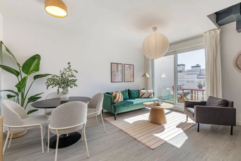 R5402857 | Penthouse Duplex in Estepona – 2 beds, 2 baths