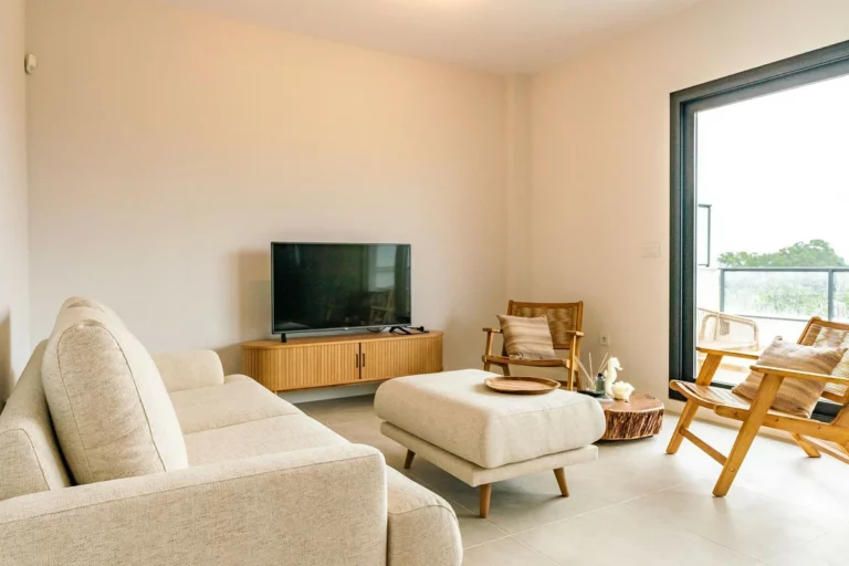 R5484277 | Penthouse in Selwo – 2 beds, 2 baths