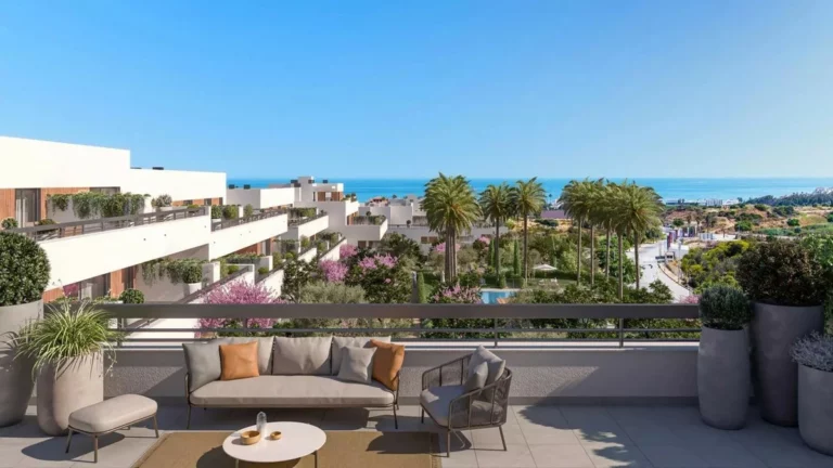 R5484478 | Middle Floor Apartment in Estepona – 2 beds, 2 baths