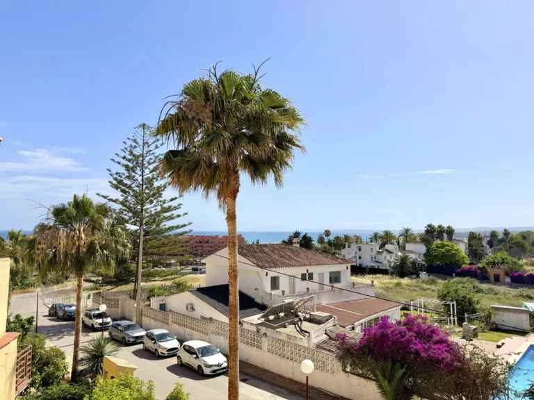 R5420299 | Townhouse in Cancelada – 4 beds, 5.5 baths