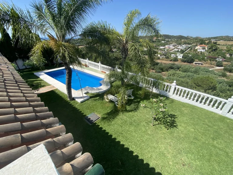 R5115616 | Finca – Cortijo in Estepona – 3 beds, 2 baths