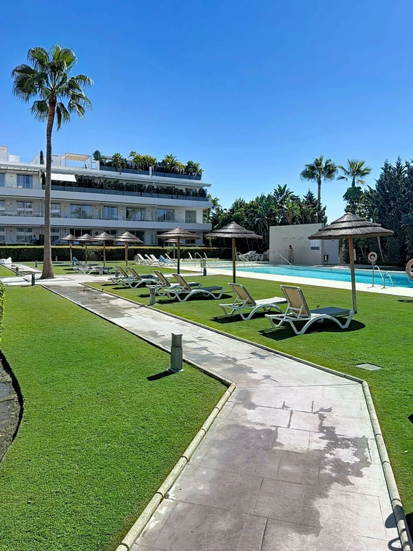 R5498116 | Ground Floor Apartment in Bel Air – 3 beds, 2 baths