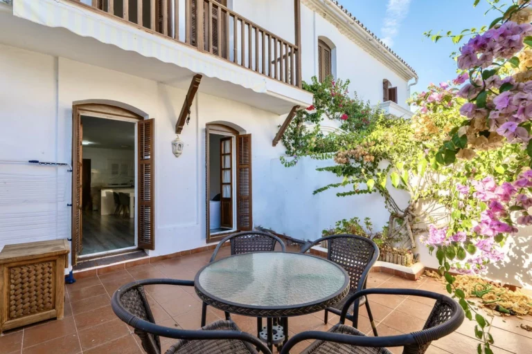 R5437480 | Duplex in Cancelada – 2 beds, 1 baths