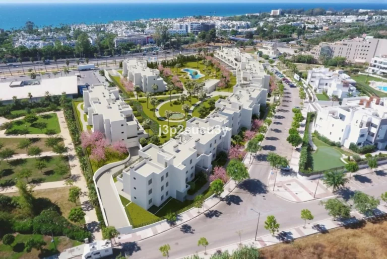 R5332453 | Middle Floor Apartment in Bel Air – 2 beds, 2 baths