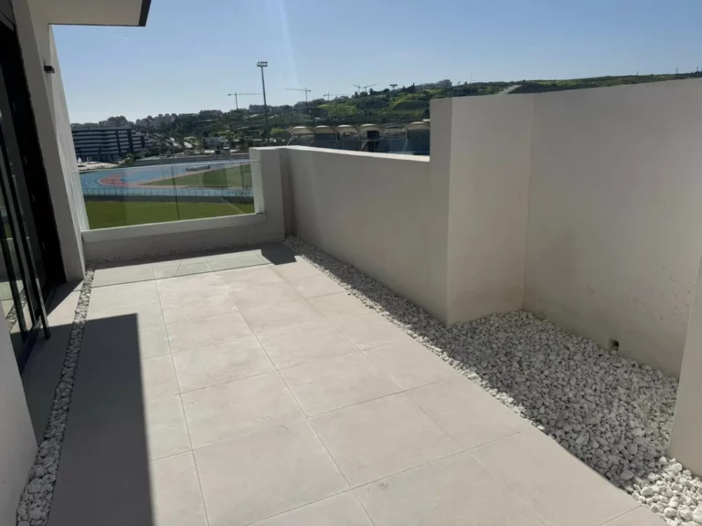 R5321059 | Penthouse in Estepona – 2 beds, 2 baths