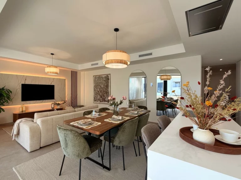 R5462386 | Middle Floor Apartment in Cancelada – 2 beds, 2 baths