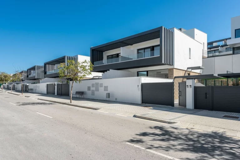 R5315962 | Semi-Detached House in Atalaya – 3 beds, 3 baths