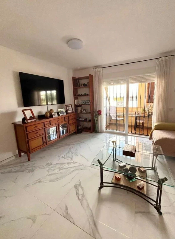 R5505859 | Ground Floor Apartment in Cancelada – 3 beds, 2 baths