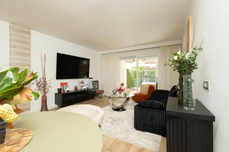 R5487415 | Ground Floor Apartment in El Paraiso – 2 beds, 2 baths