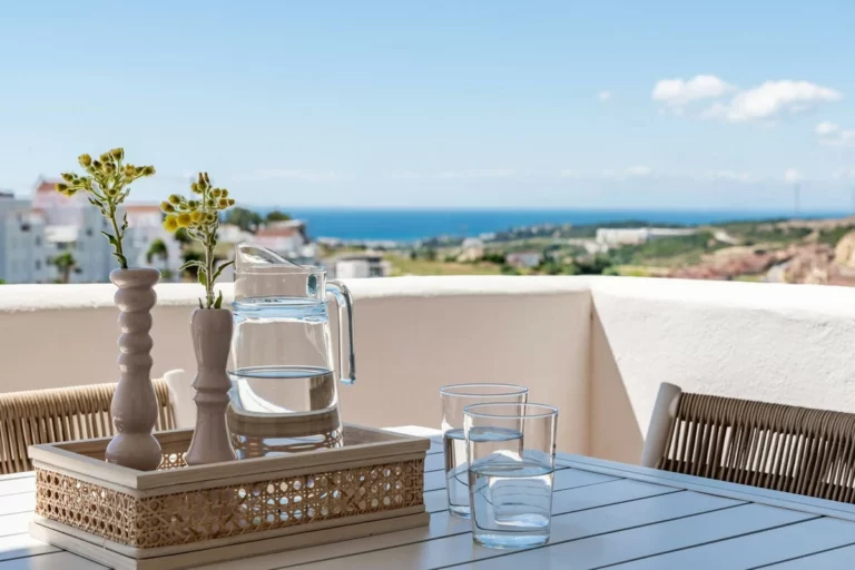 R5511202 | Ground Floor Apartment in Estepona – 2 beds, 2 baths