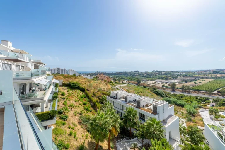 R5484361 | Penthouse in Cancelada – 2 beds, 2 baths