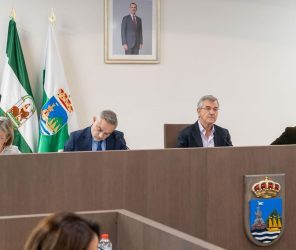 bfb381a85140c1ebb1ecdd3e38bf0db9